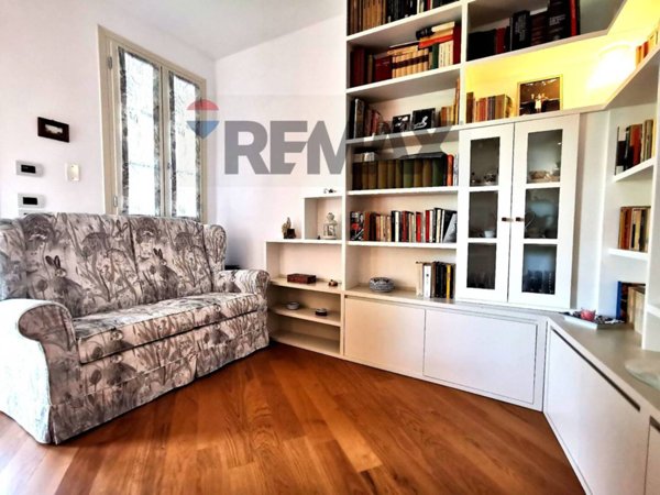 casa indipendente in vendita a Reggello