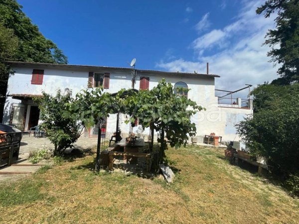 casa indipendente in vendita a Reggello in zona Cascia