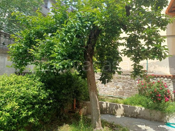 casa indipendente in vendita a Reggello
