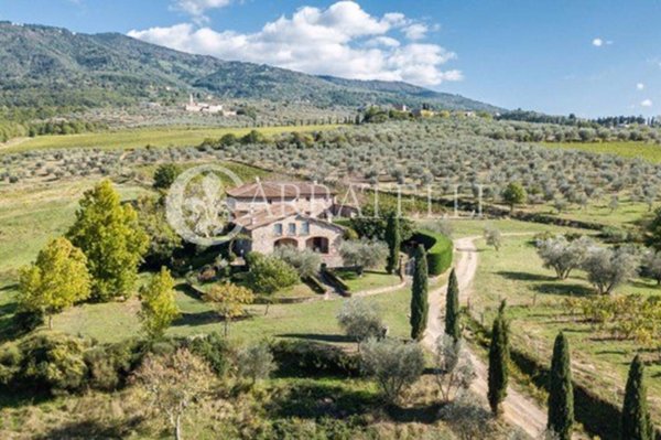 casa indipendente in vendita a Reggello in zona Donnini