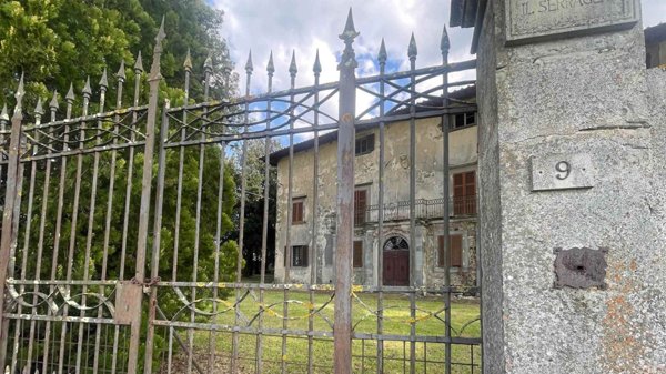 casa indipendente in vendita a Reggello