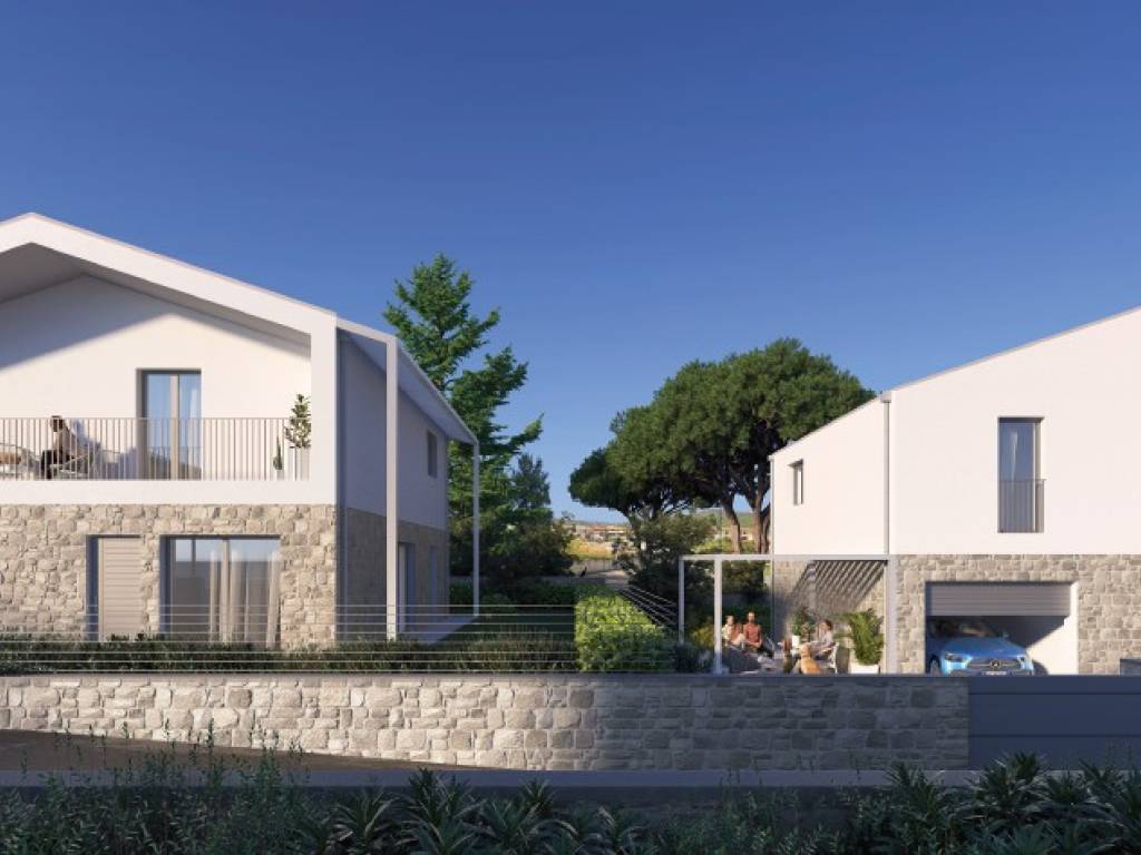 casa indipendente in vendita a Reggello