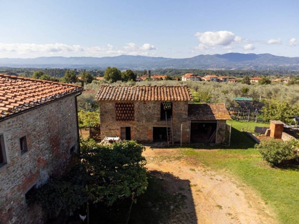 casa indipendente in vendita a Reggello in zona Cancelli