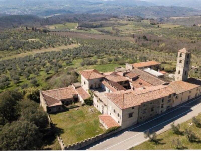 casa indipendente in vendita a Reggello