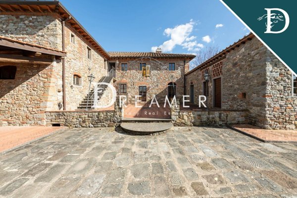 casale in vendita a Reggello in zona Sant'Ellero