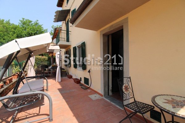 casa indipendente in vendita a Reggello in zona Montanino