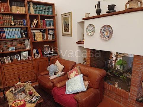 casa indipendente in vendita a Reggello in zona Cascia