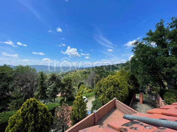 casa indipendente in vendita a Reggello in zona Pietrapiana