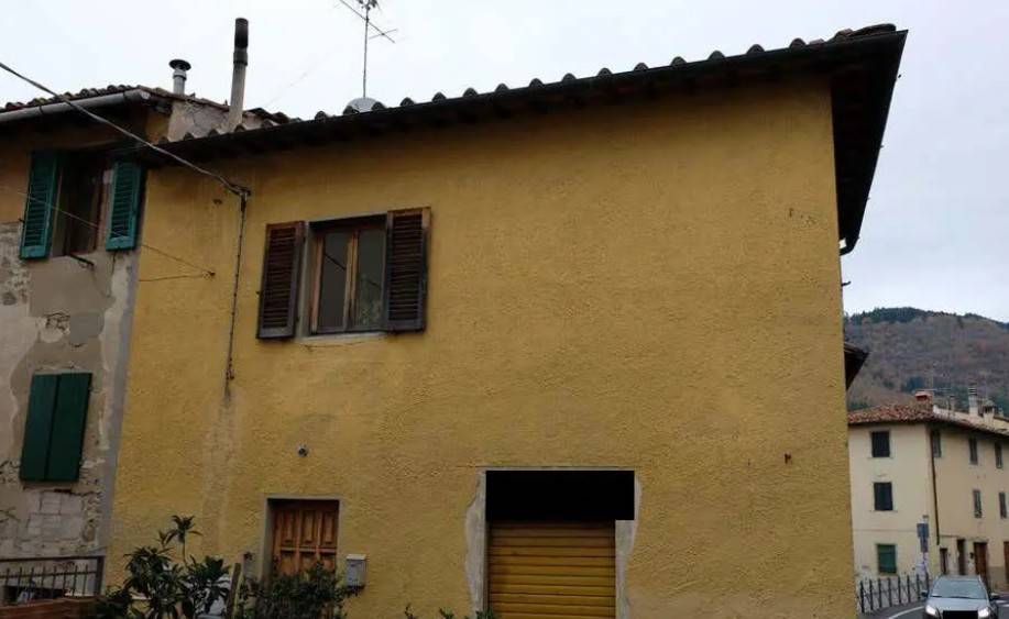 appartamento in vendita a Reggello in zona Tosi