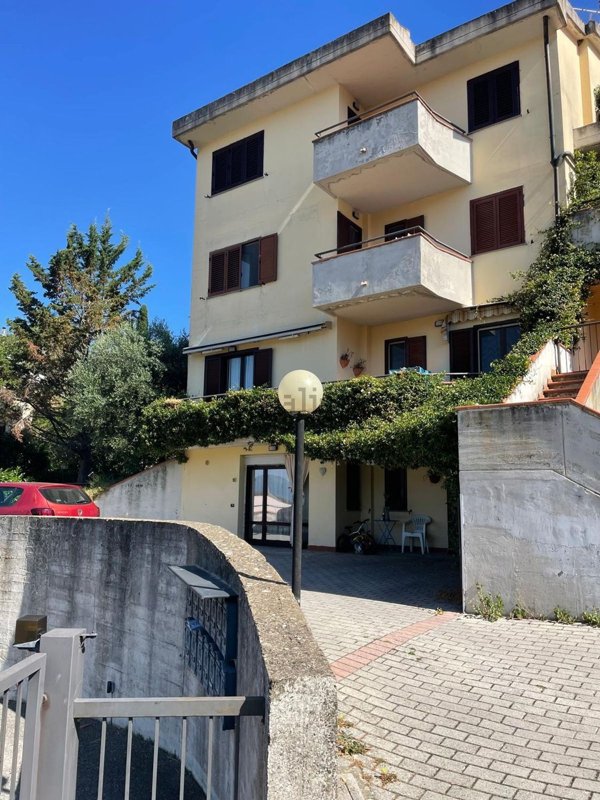 appartamento in vendita a Reggello in zona Donnini