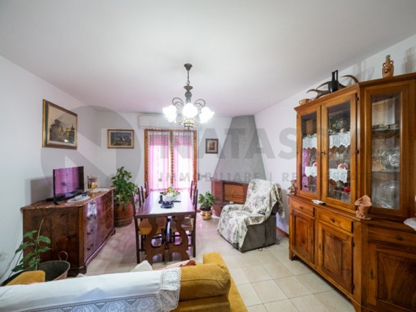 appartamento in vendita a Reggello in zona Donnini
