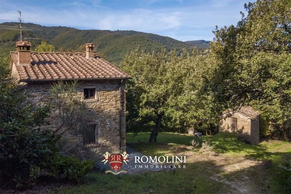casa indipendente in vendita a Reggello