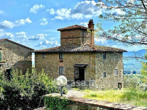 appartamento in vendita a Reggello in zona Pietrapiana