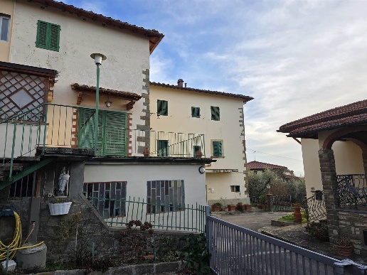 appartamento in vendita a Reggello in zona Cascia