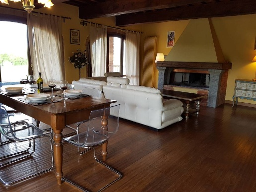 casa indipendente in vendita a Reggello in zona Cascia