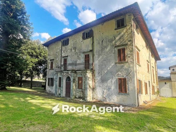 casa indipendente in vendita a Reggello in zona Leccio