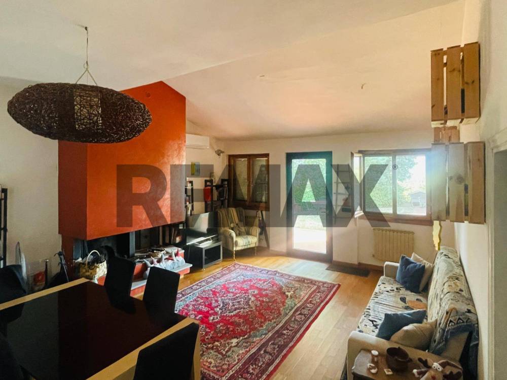 casa indipendente in vendita a Reggello in zona Montanino