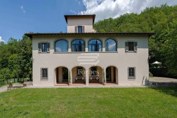 casa indipendente in vendita a Reggello in zona Matassino