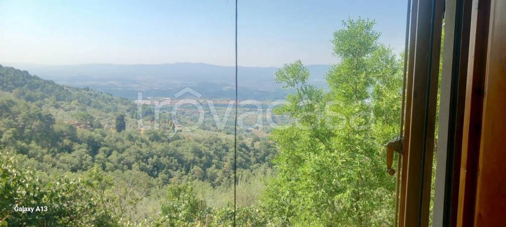 casa indipendente in vendita a Reggello