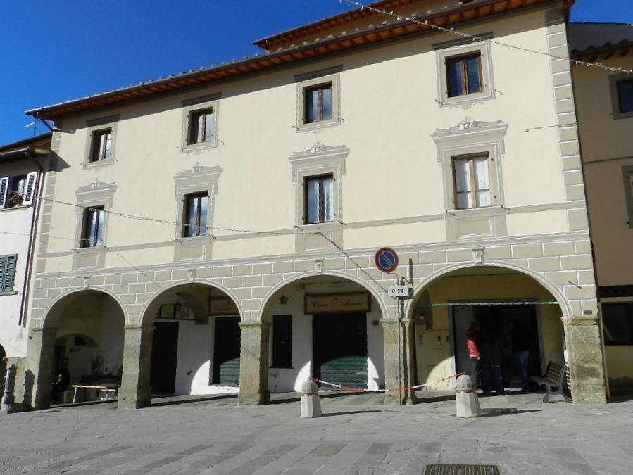 casa indipendente in vendita a Reggello in zona Cascia