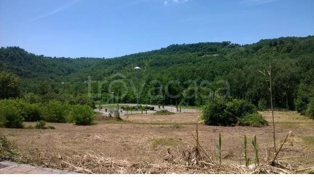 casa indipendente in vendita a Reggello in zona Cascia
