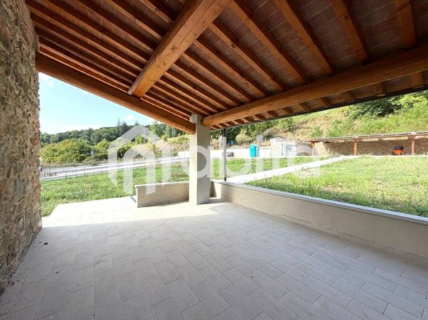 casa indipendente in vendita a Reggello in zona Leccio