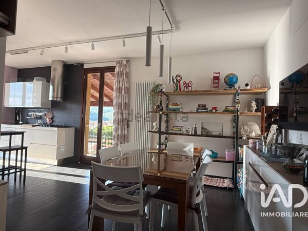 casa indipendente in vendita a Reggello