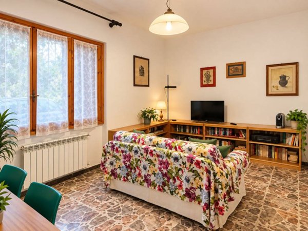 appartamento in vendita a Reggello in zona Tosi