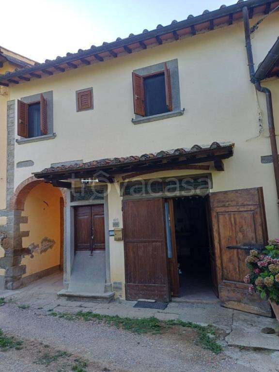 casa indipendente in vendita a Reggello