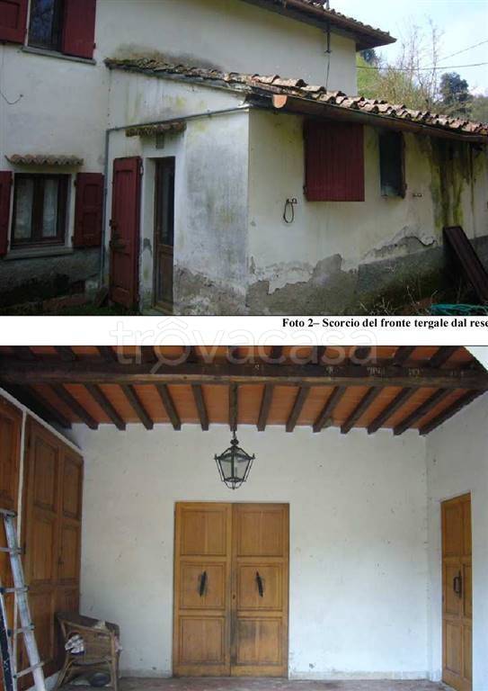 casa indipendente in vendita a Reggello in zona Leccio