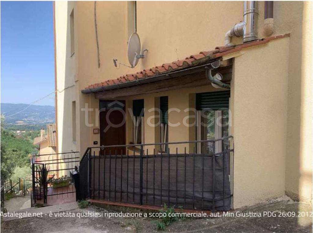 appartamento in vendita a Reggello in zona Pietrapiana