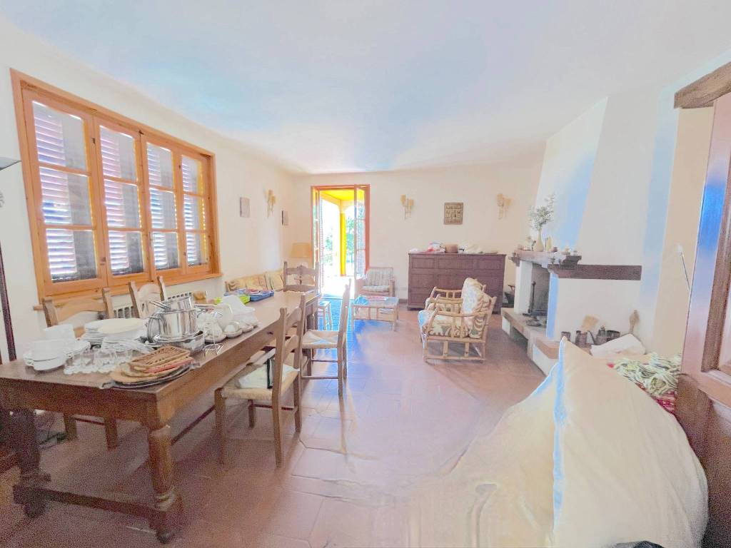 appartamento in vendita a Reggello in zona Cascia