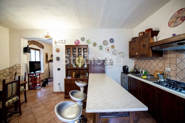 casa indipendente in vendita a Reggello in zona Ciliegi