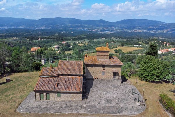 casa indipendente in vendita a Reggello in zona Cascia