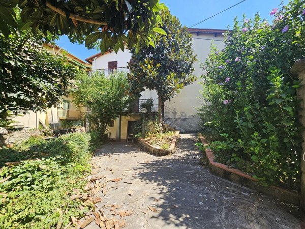 appartamento in vendita a Reggello in zona Vaggio