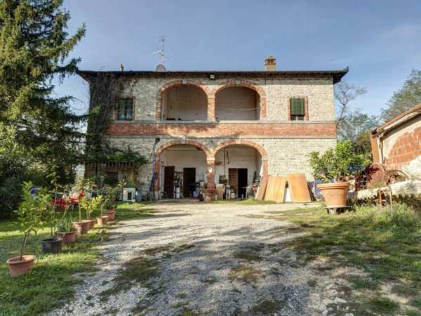casa indipendente in vendita a Reggello in zona Ciliegi