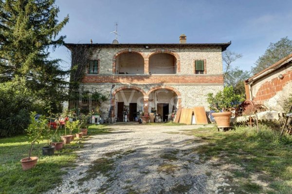 casa indipendente in vendita a Reggello in zona Ciliegi