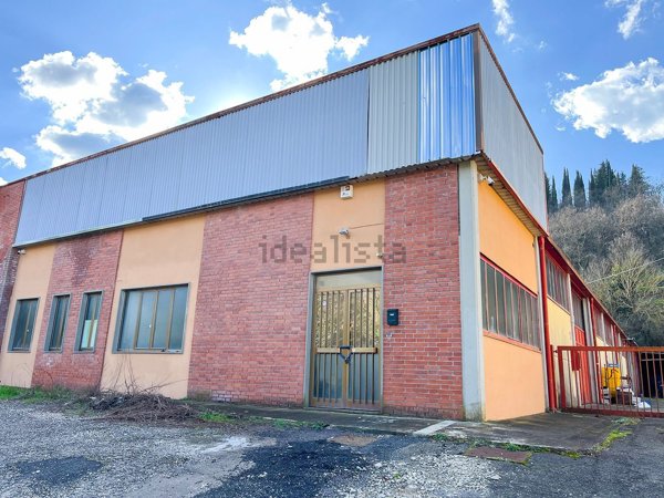 capannone in vendita a Rignano sull'Arno in zona Rosano