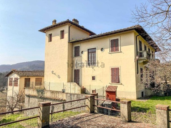 casa indipendente in vendita a Rignano sull'Arno