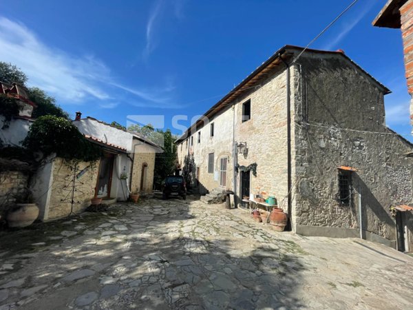casa indipendente in vendita a Rignano sull'Arno in zona Le Corti