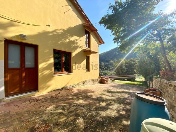 casa semindipendente in vendita a Rignano sull'Arno in zona Rosano