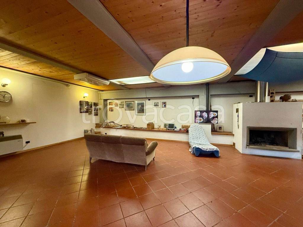 negozio in vendita a Rignano sull'Arno