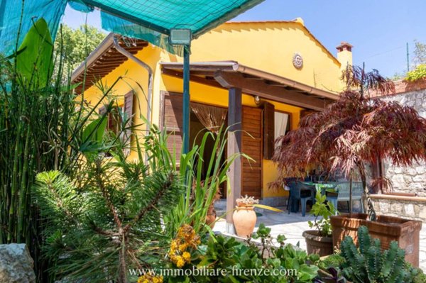 casa indipendente in vendita a Rignano sull'Arno