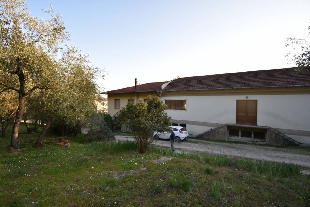 casa indipendente in vendita a Rignano sull'Arno in zona Volognano