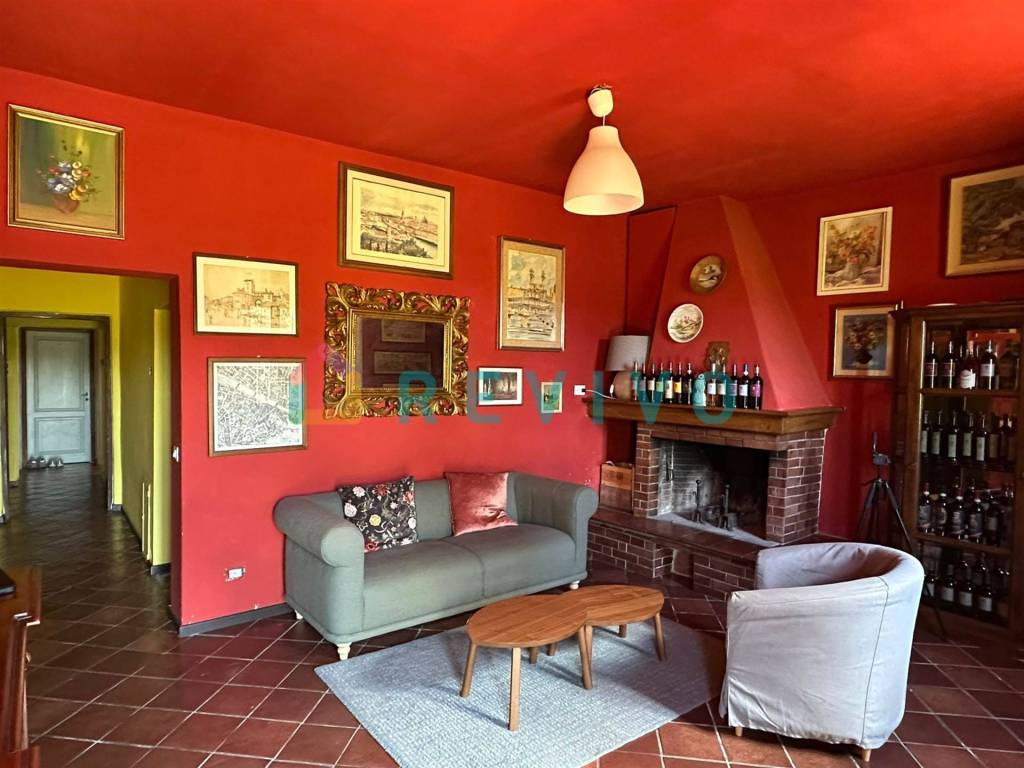 negozio in vendita a Rignano sull'Arno in zona Volognano