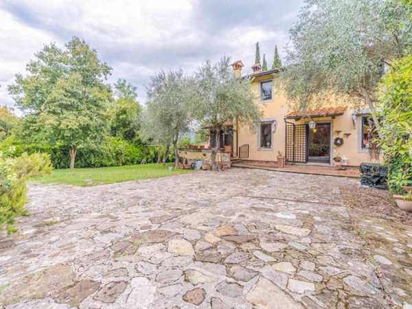 casa indipendente in vendita a Rignano sull'Arno in zona Volognano