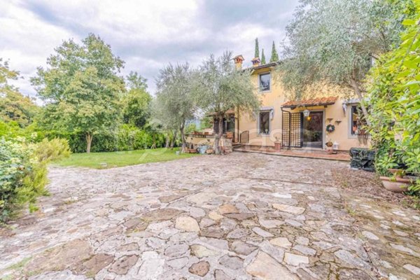 casa indipendente in vendita a Rignano sull'Arno in zona Volognano