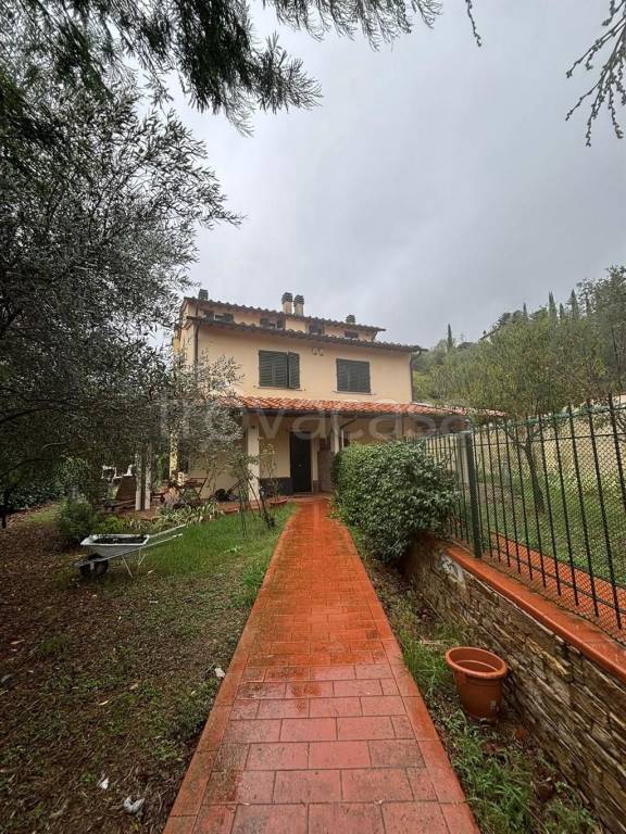 casa indipendente in vendita a Rignano sull'Arno in zona Cellai
