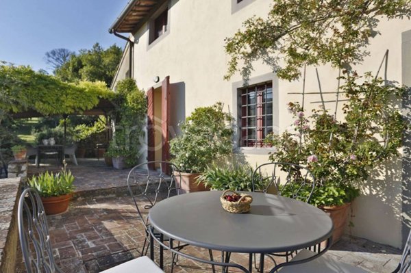 casa indipendente in vendita a Rignano sull'Arno in zona San Donato in Collina