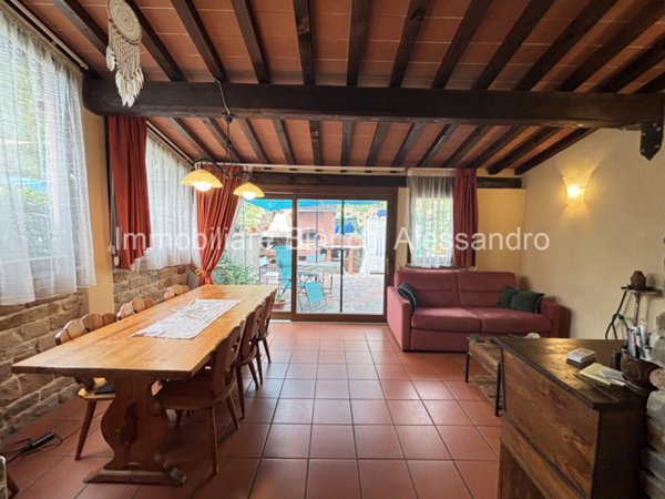 casa semindipendente in vendita a Rignano sull'Arno in zona Le Valli